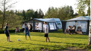 Voyage en amoureux, en famille ou entre amis... Choisissez la destination camping de votre choix !